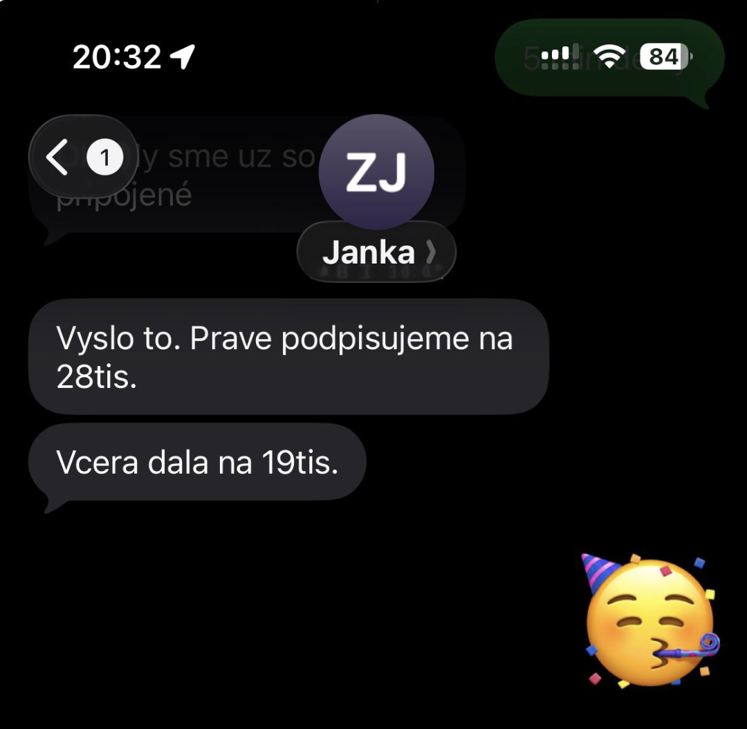 SMS od onboardnutej obchodníčky: podpisujeme na 28 tisíc, včera uzavrela na 19 tisíc